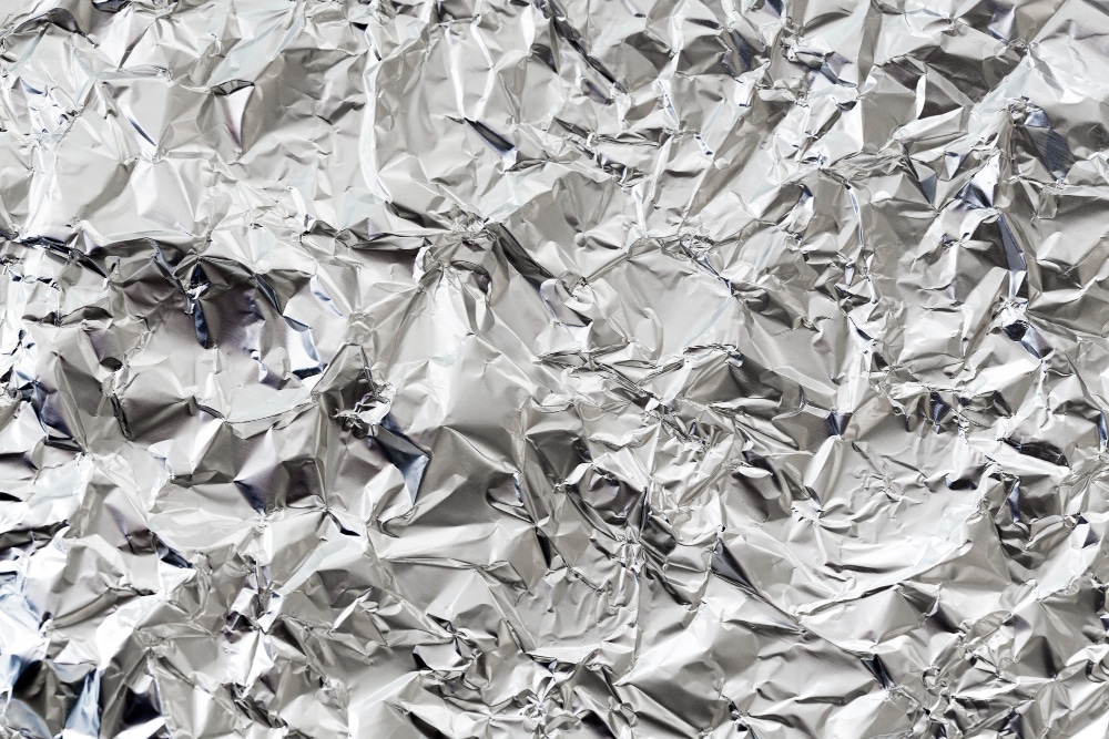 une feuille d'aluminium