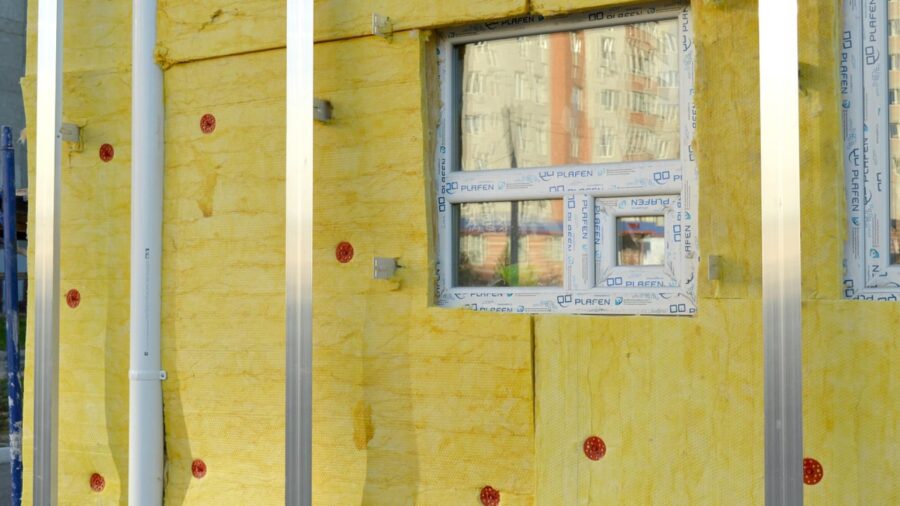 Isolation intérieure ou extérieure : comment choisir la meilleure solution pour votre maison