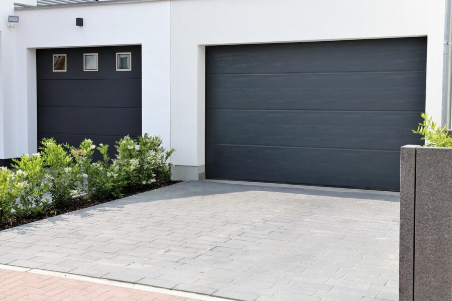 Comment rembrayer une porte de garage ?