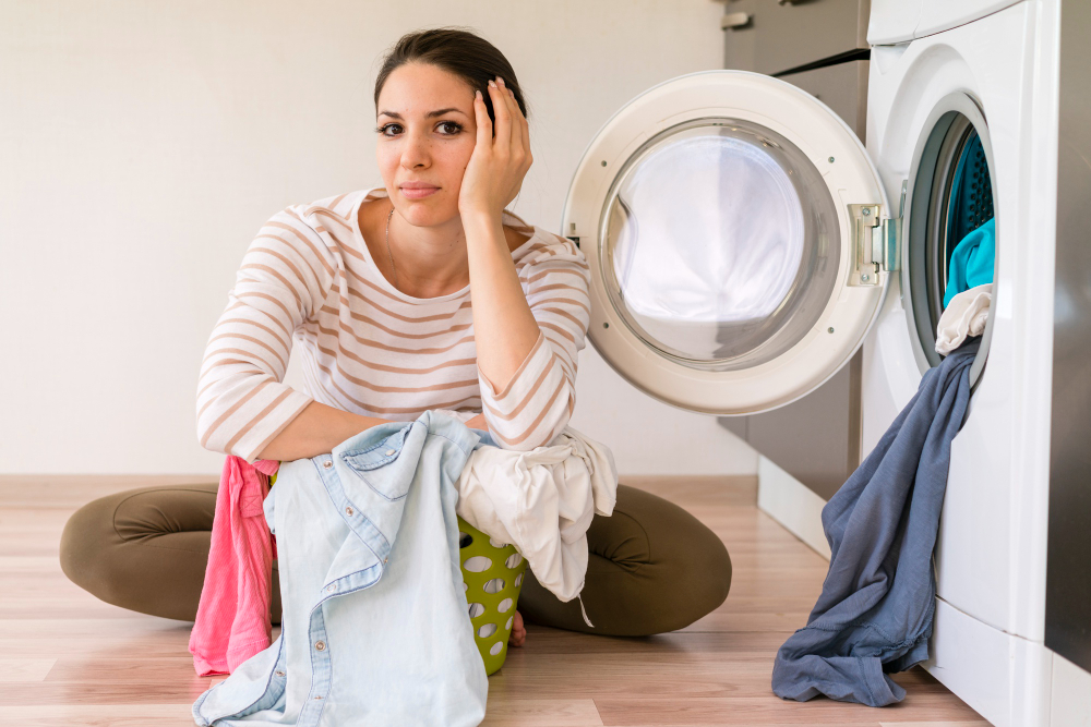 Fuite de la machine à laver : causes, solutions et préventions