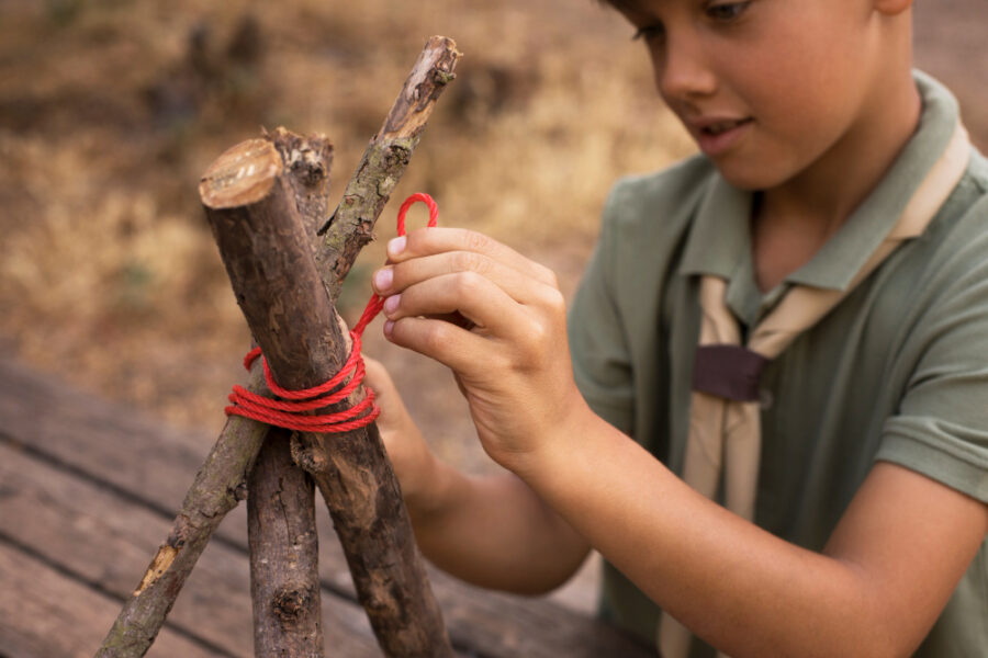 Le charme du bricolage avec des branches d’arbres